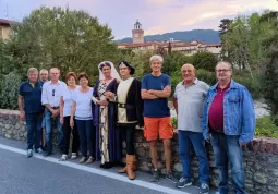 Gli organizzatori, i massari di borgo Biandone e i figuranti